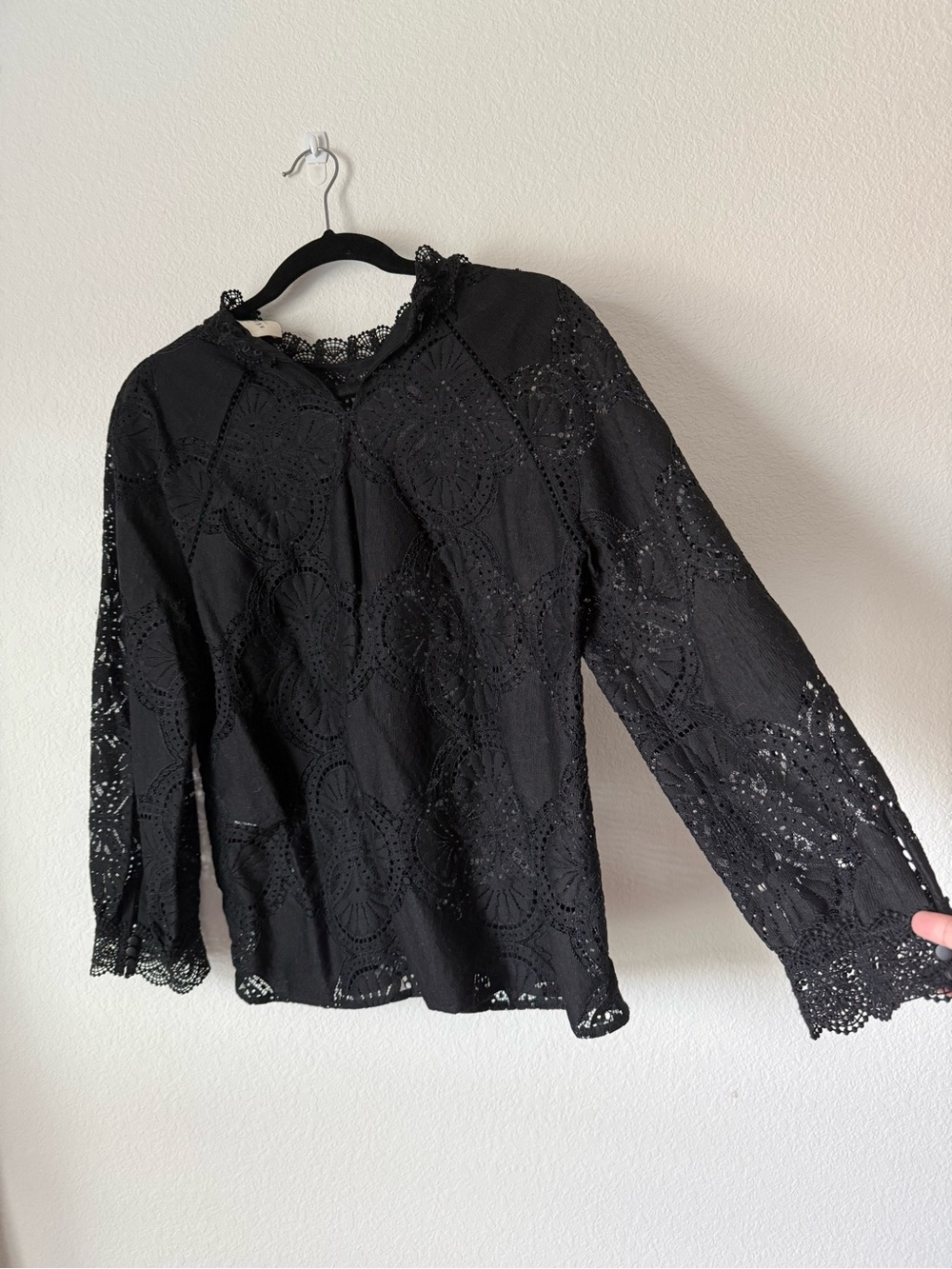 Sezane Bianca Blouse - Picture 4 of 6